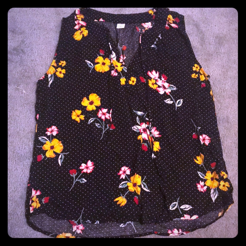 Beautiful, chic blouse, good condition.